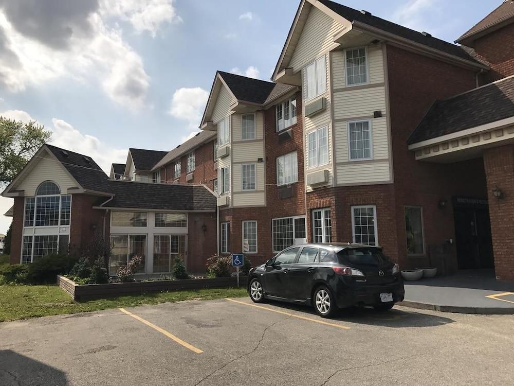Travelodge By Wyndham Niagara Falls Lundys Lane Zewnętrze zdjęcie
