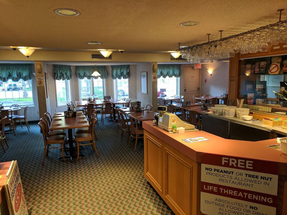 Travelodge By Wyndham Niagara Falls Lundys Lane Zewnętrze zdjęcie