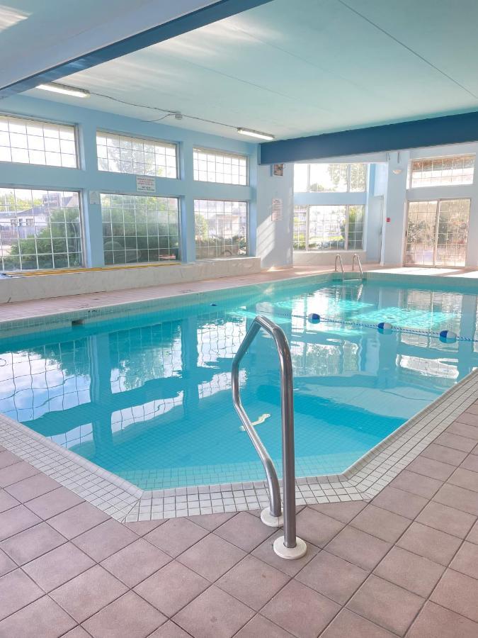 Travelodge By Wyndham Niagara Falls Lundys Lane Zewnętrze zdjęcie