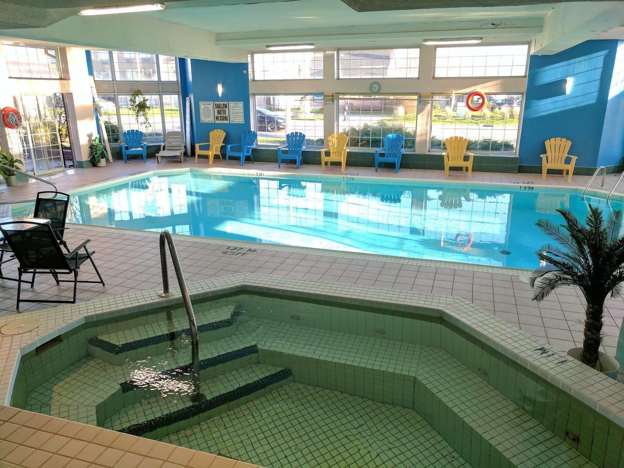 Travelodge By Wyndham Niagara Falls Lundys Lane Zewnętrze zdjęcie